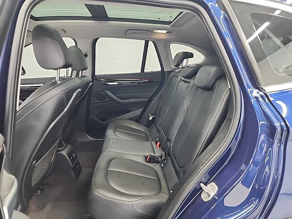 BMW X1 — photo 12