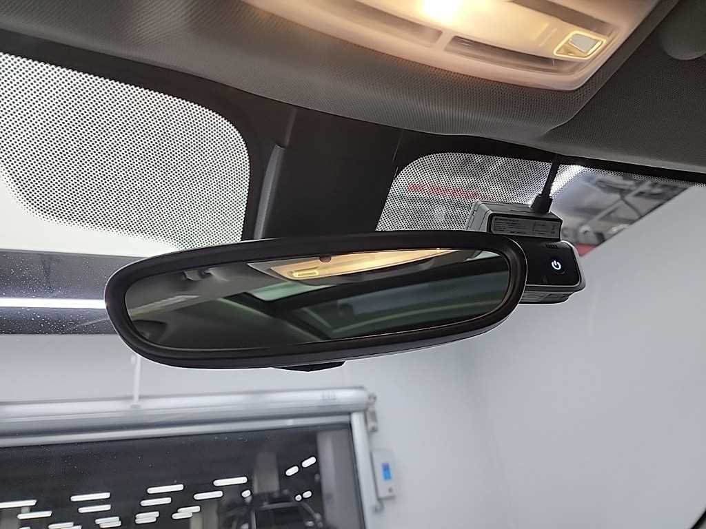 BMW X1 — photo 16