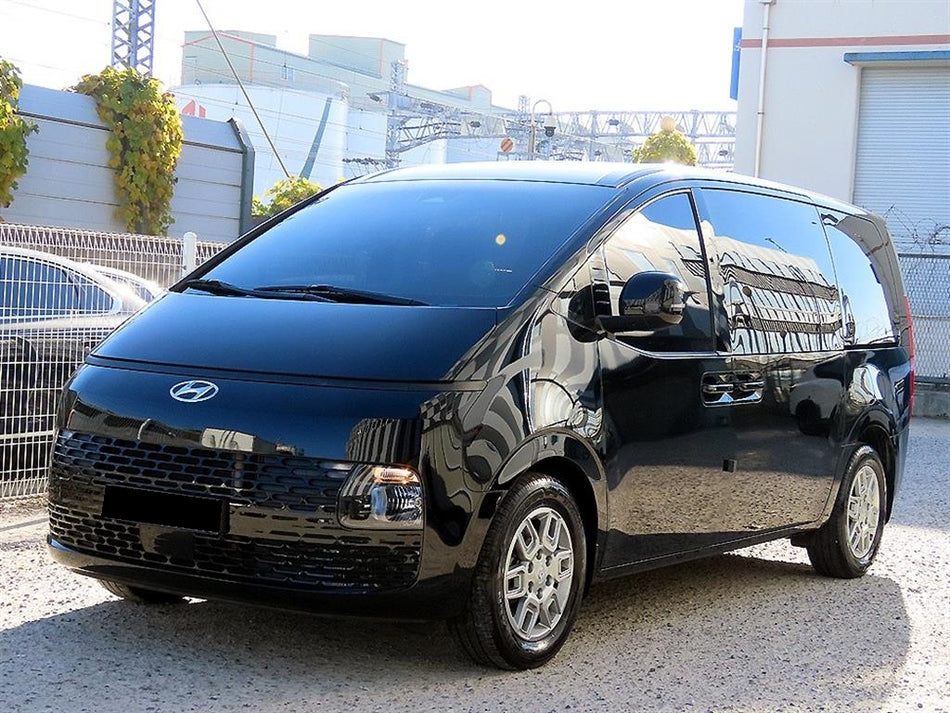 Hyundai Staria — photo 02