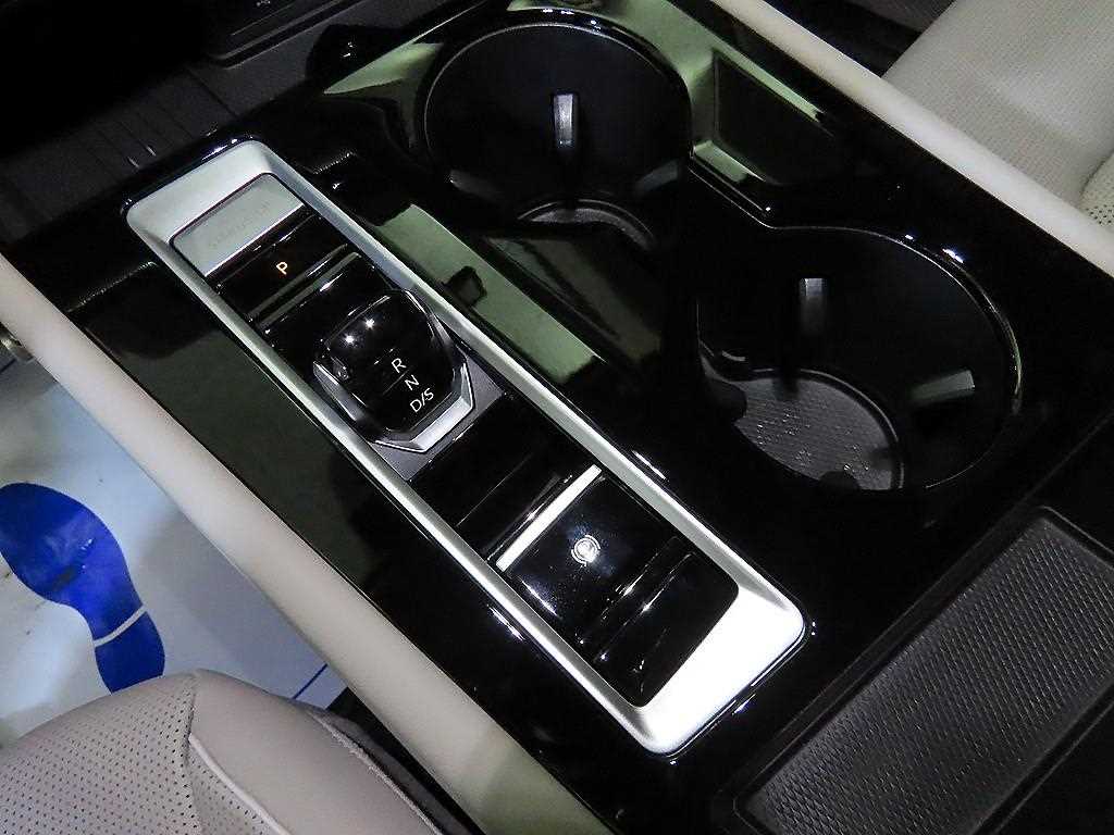 Volkswagen Atlas — photo 12