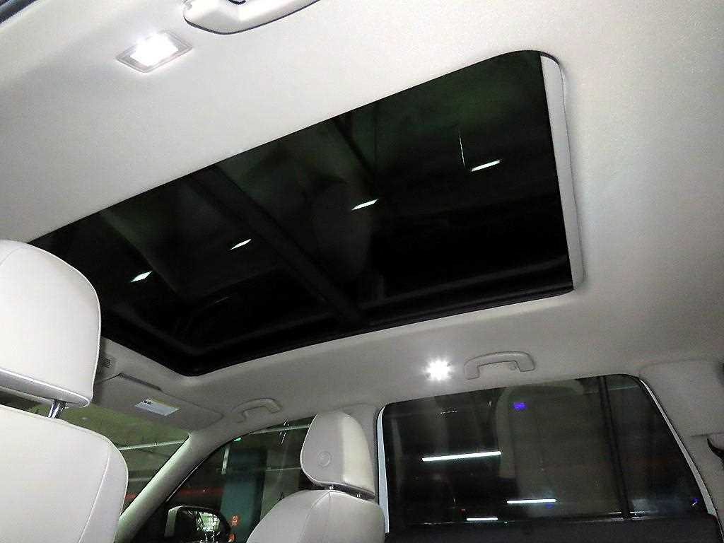 Volkswagen Atlas — photo 14