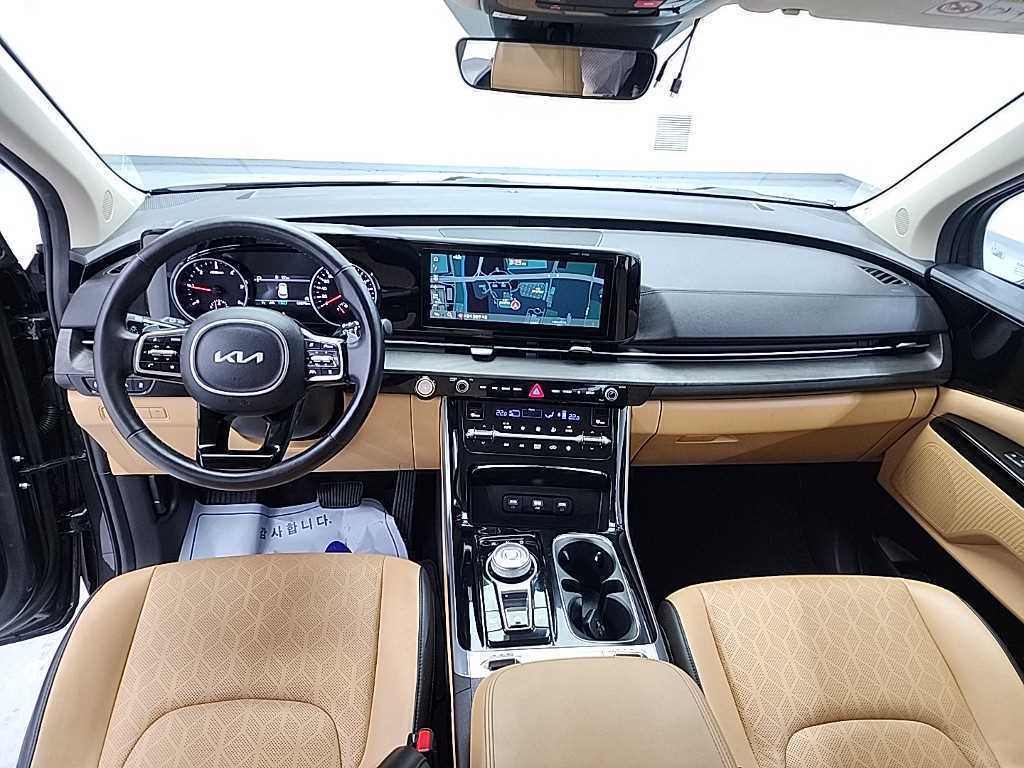 Kia Carnival — photo 07