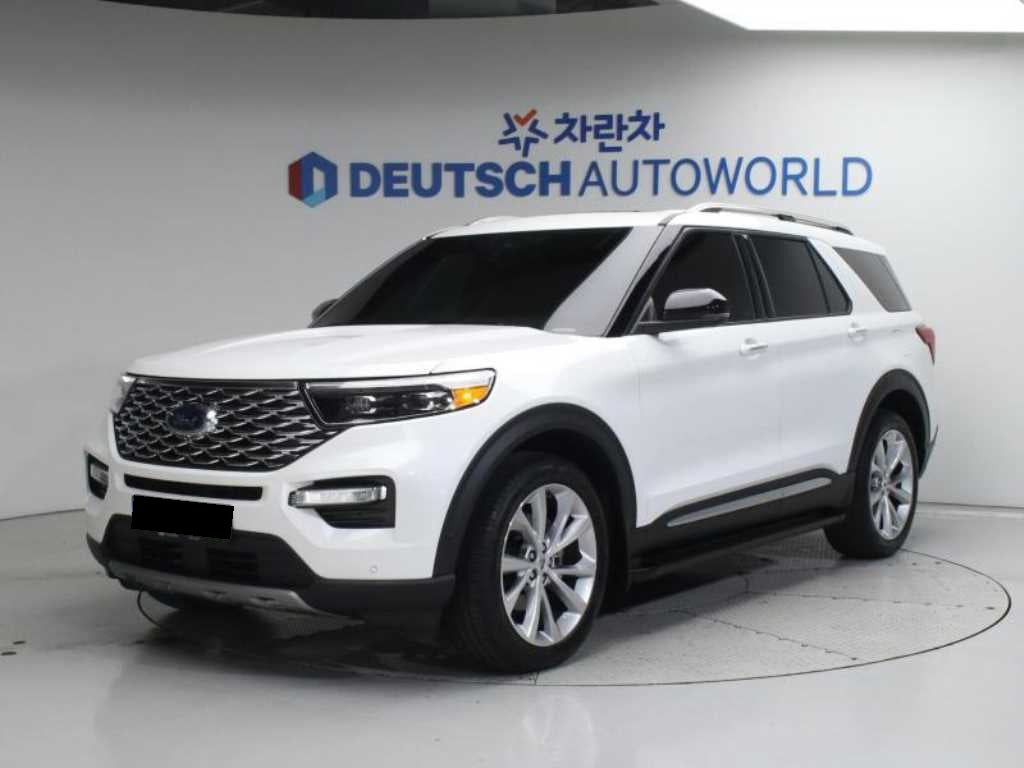 Ford Explorer — photo 01
