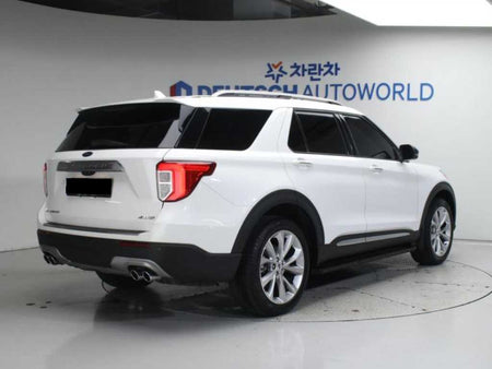 Ford Explorer — photo 02