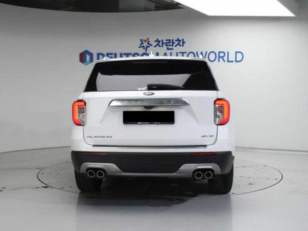 Ford Explorer — photo 04