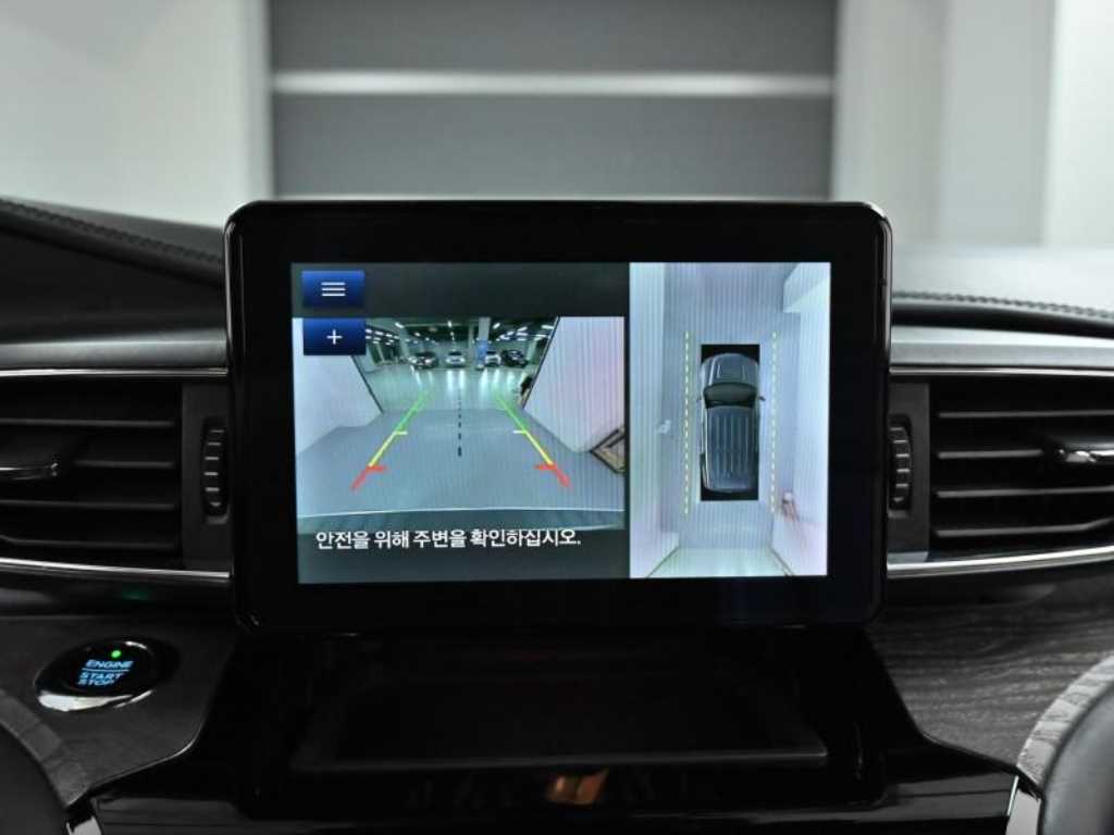 Ford Explorer — photo 15