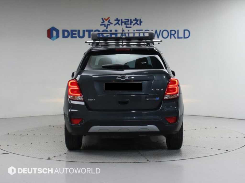 CHEVROLET Trax — photo 04