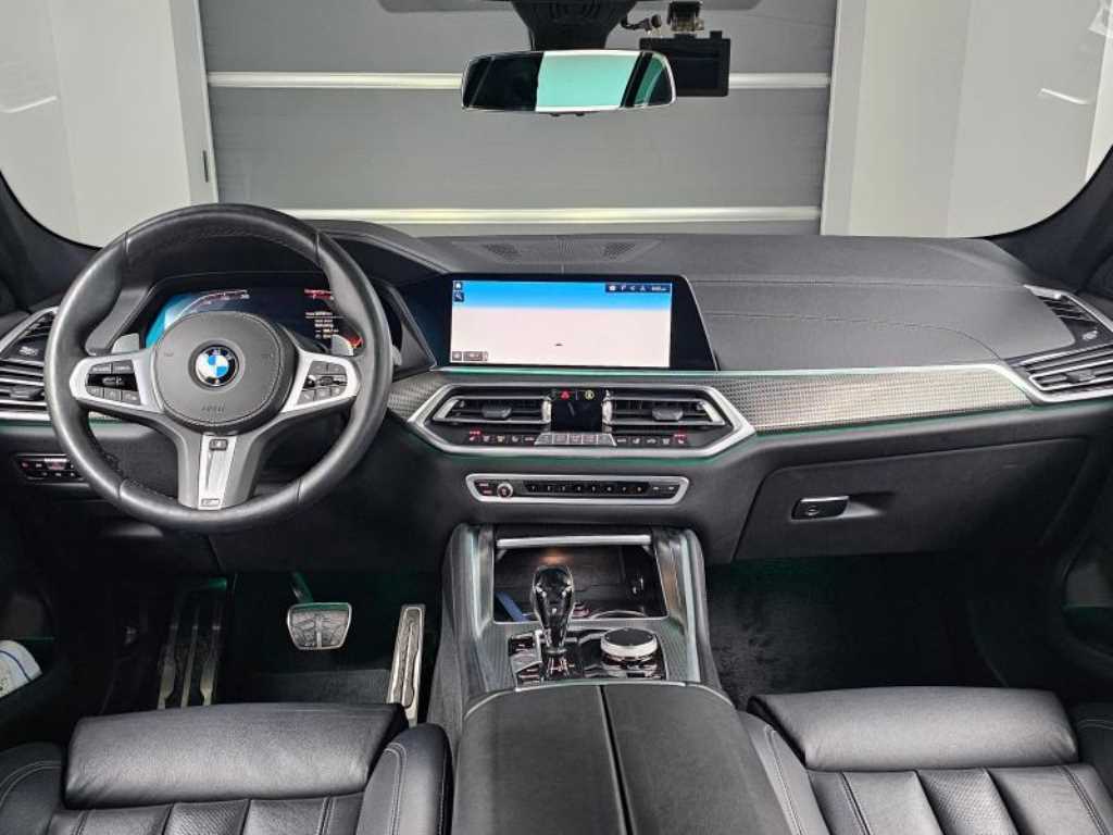 BMW X6 — photo 07