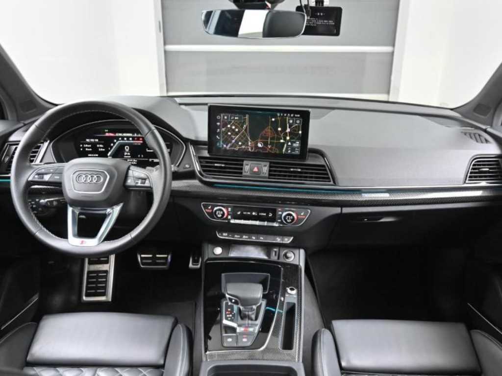 Audi SQ5 — photo 07
