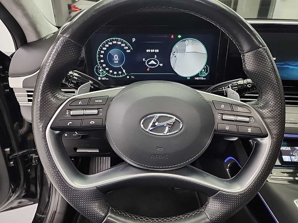Hyundai Grandeur — photo 09