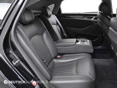 Hyundai Genesis — photo 12