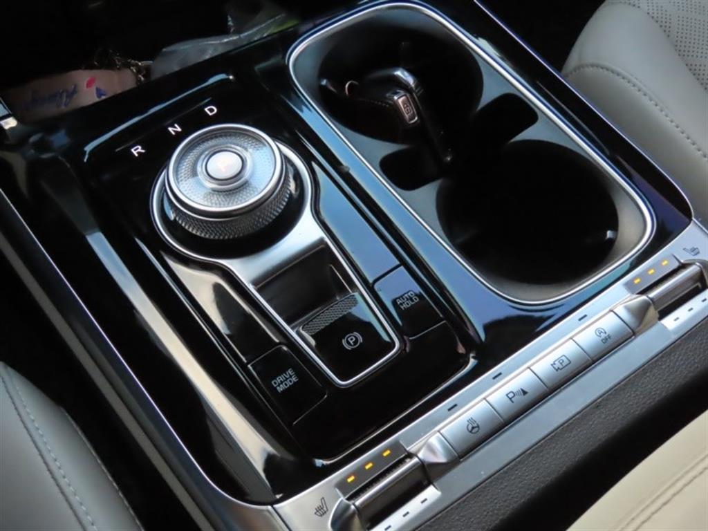 Kia Carnival — photo 06