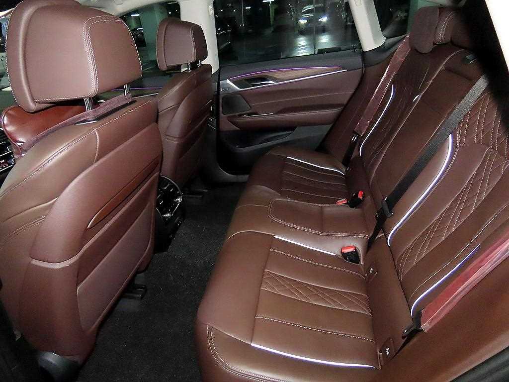 BMW Gran Turismo — photo 07