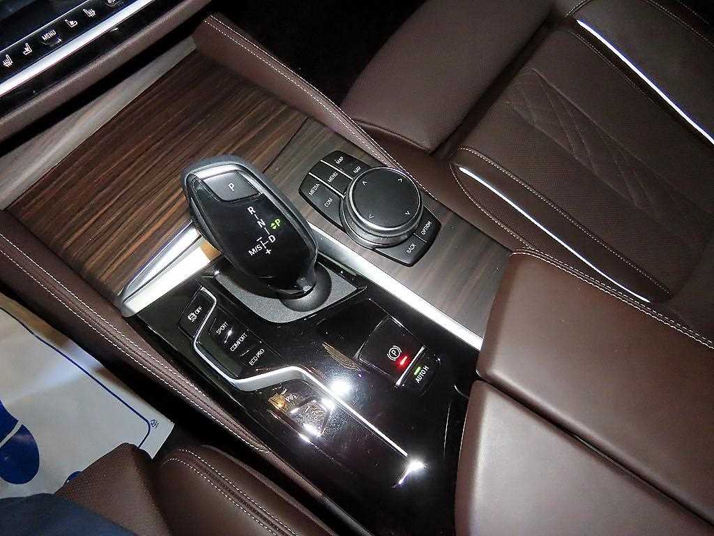 BMW Gran Turismo — photo 12