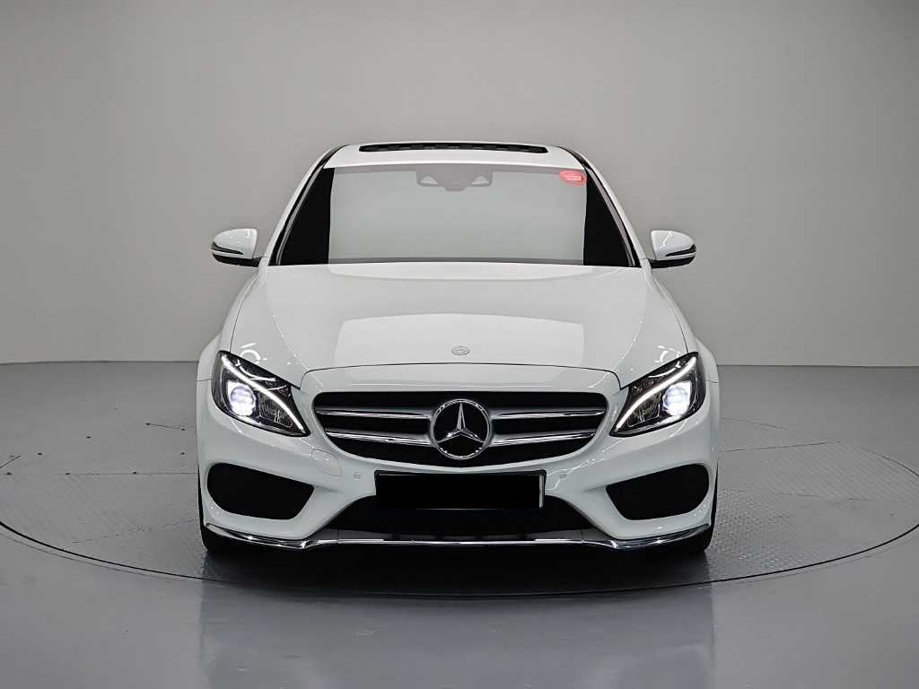 Mercedes-Benz C-Class — photo 02
