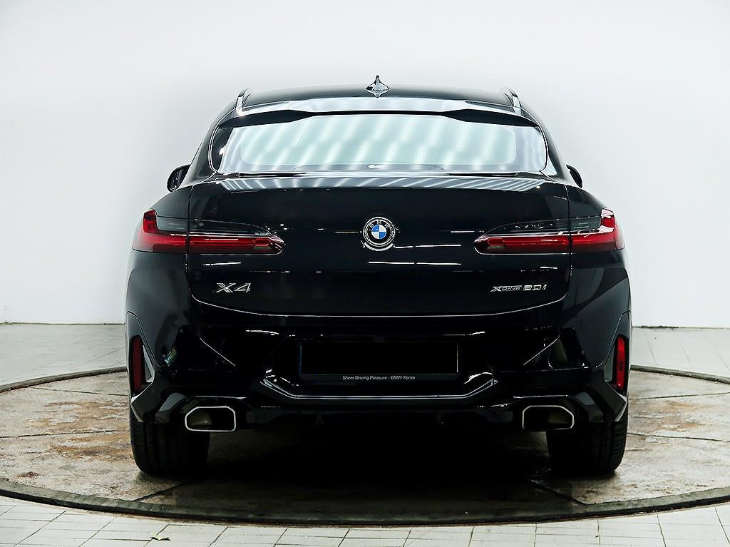 BMW X4 — photo 03