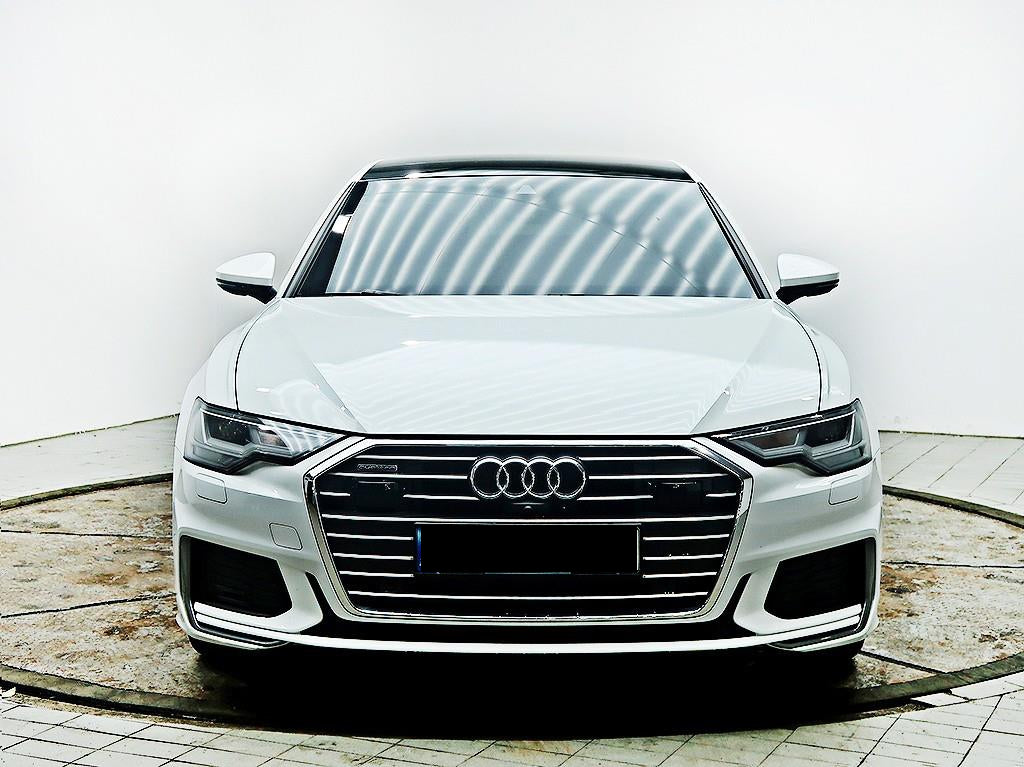 Audi A6 — photo 01