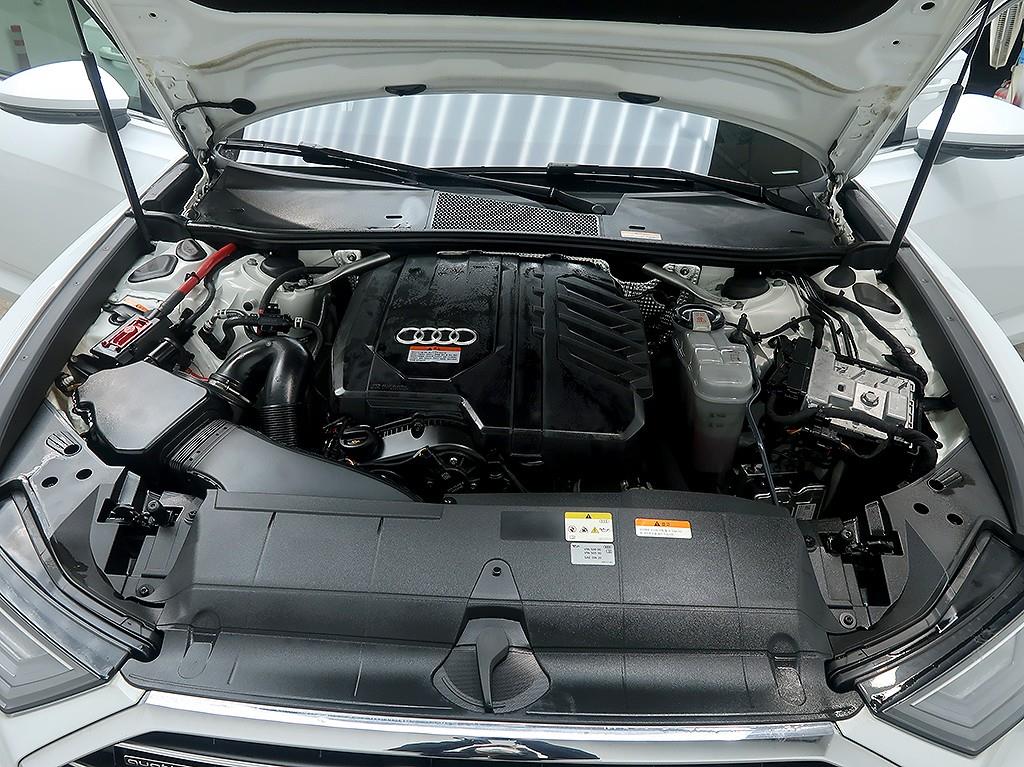 Audi A6 — photo 08
