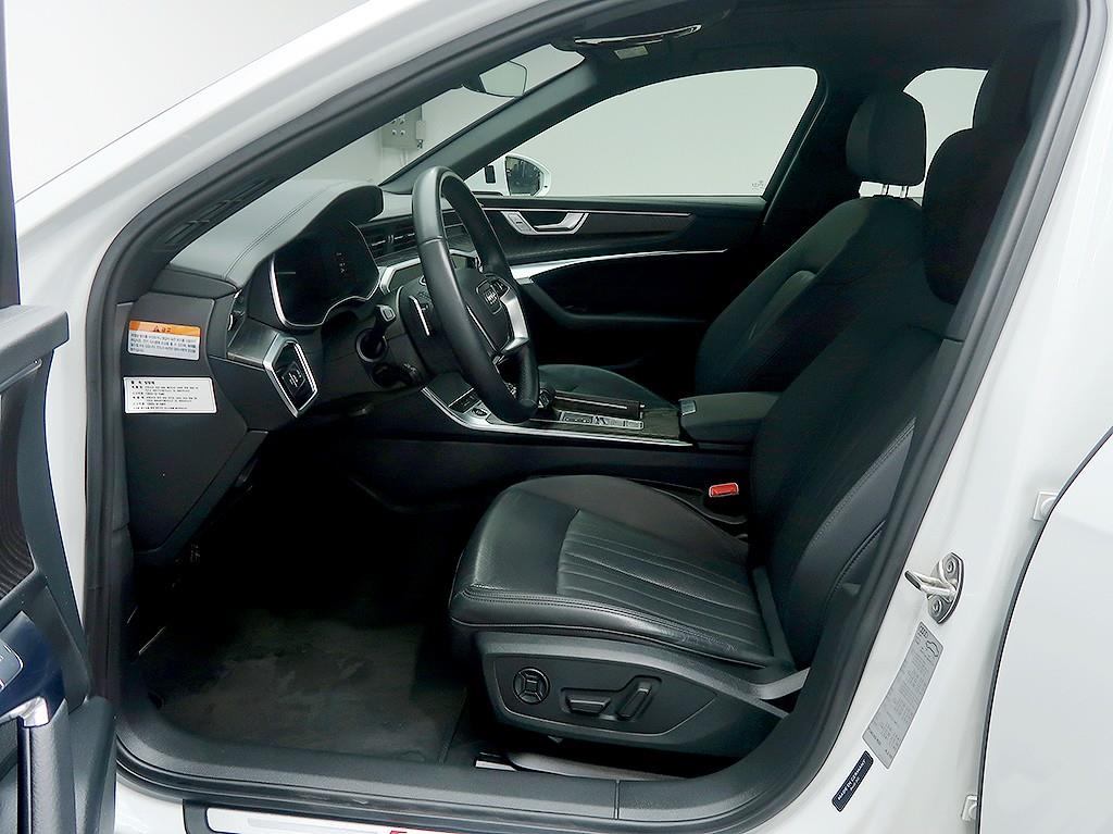 Audi A6 — photo 11