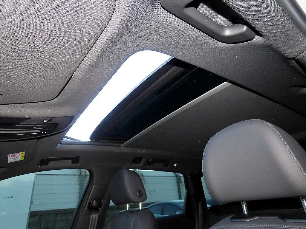 Audi Q7 — photo 16