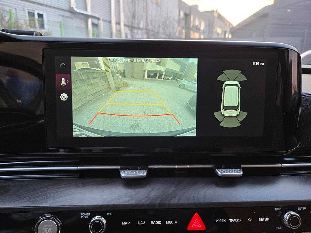 Kia Carnival — photo 18