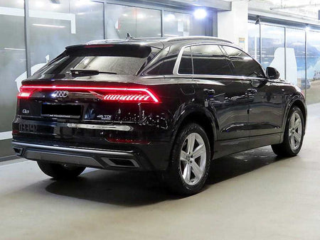 Audi Q8 — photo 04