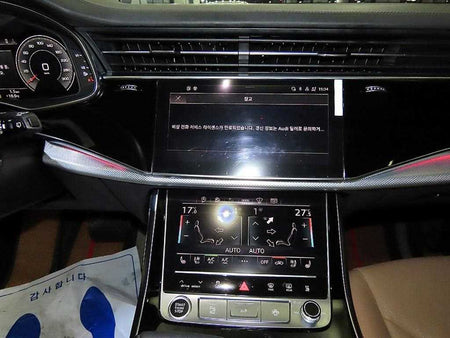 Audi Q8 — photo 11