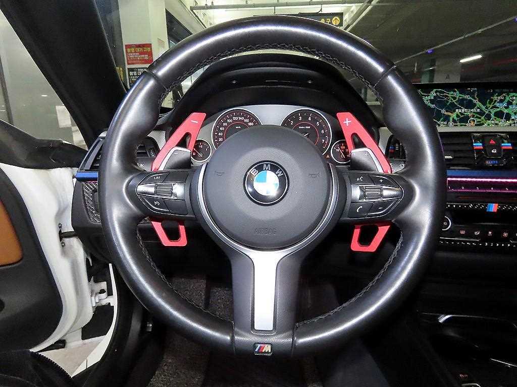 BMW 4-Series — photo 11