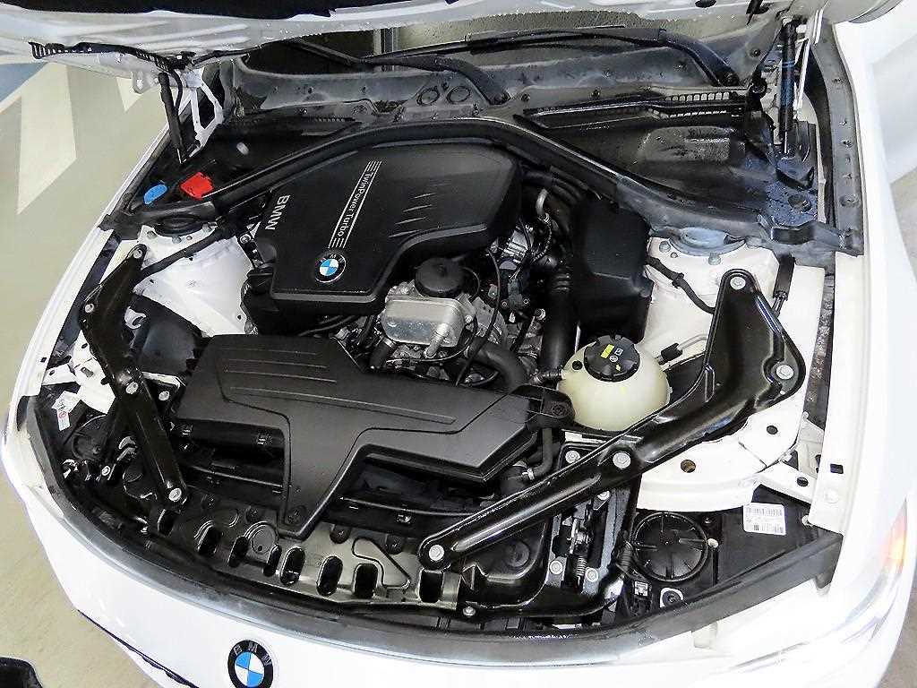 BMW 4-Series — photo 19