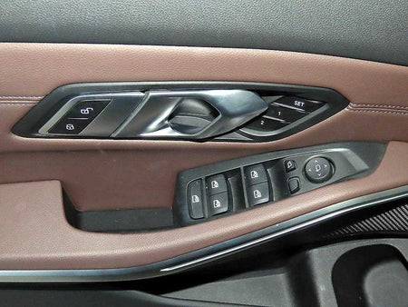 BMW 3-Series — photo 14