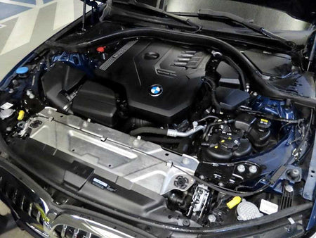 BMW 3-Series — photo 19