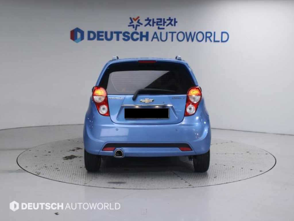 CHEVROLET Spark — photo 04