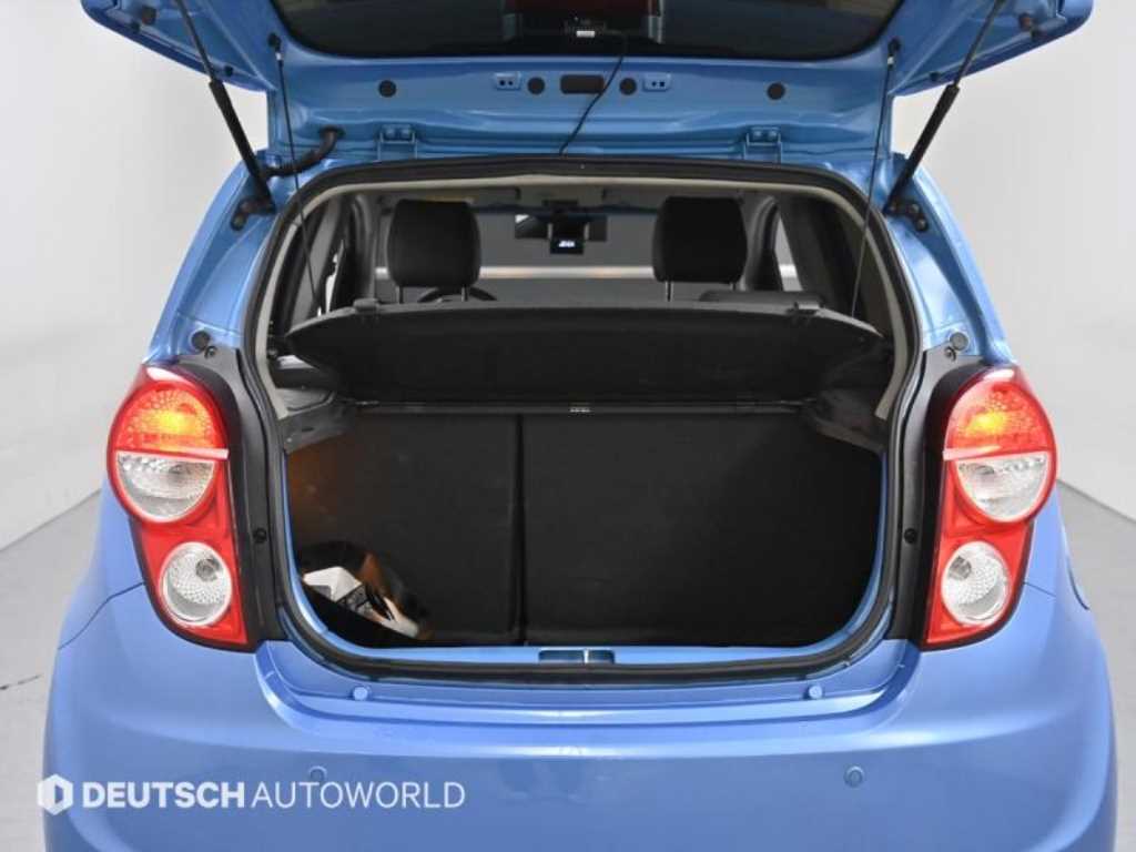 CHEVROLET Spark — photo 20