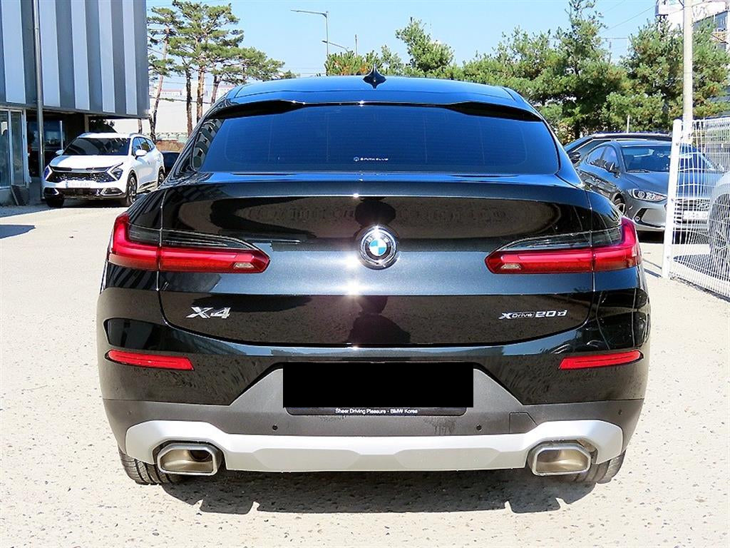 BMW X4 — photo 04