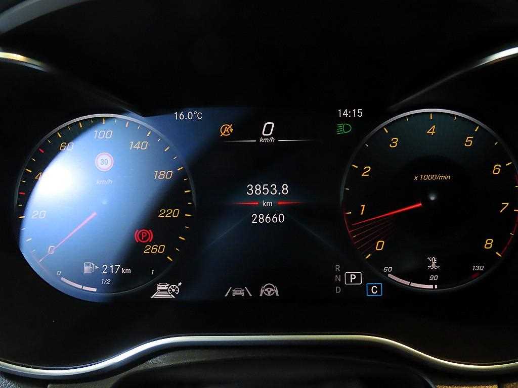 Mercedes-Benz GLC-Class — photo 09