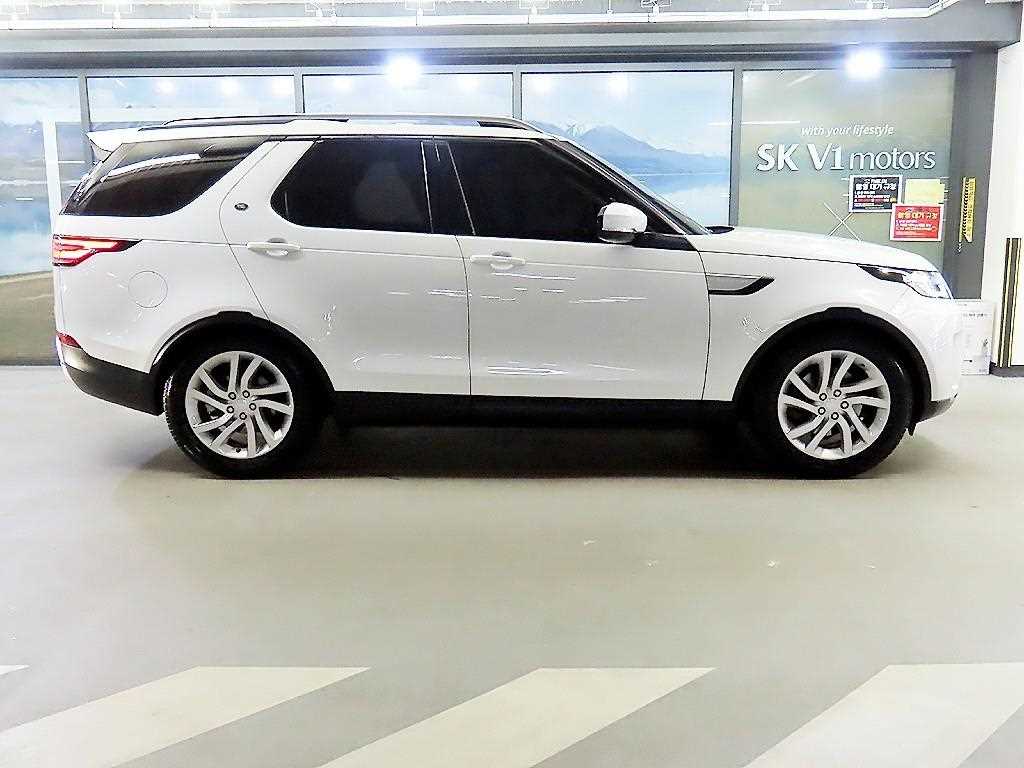 Land Rover Discovery — photo 03