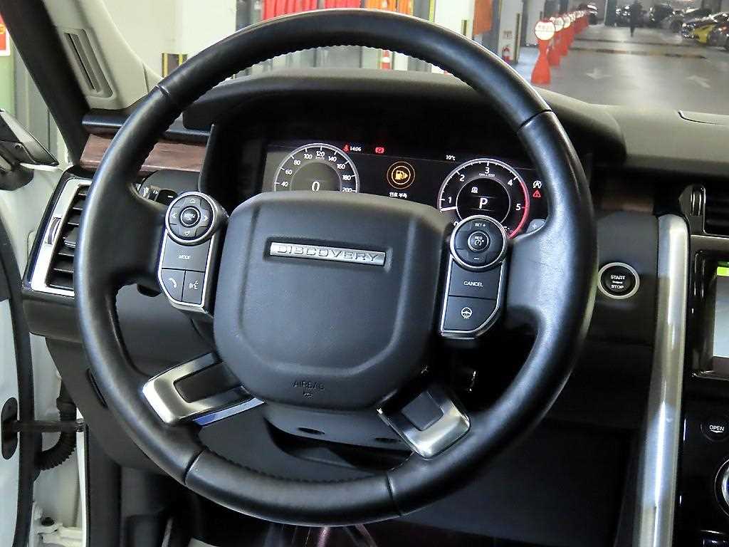 Land Rover Discovery — photo 08