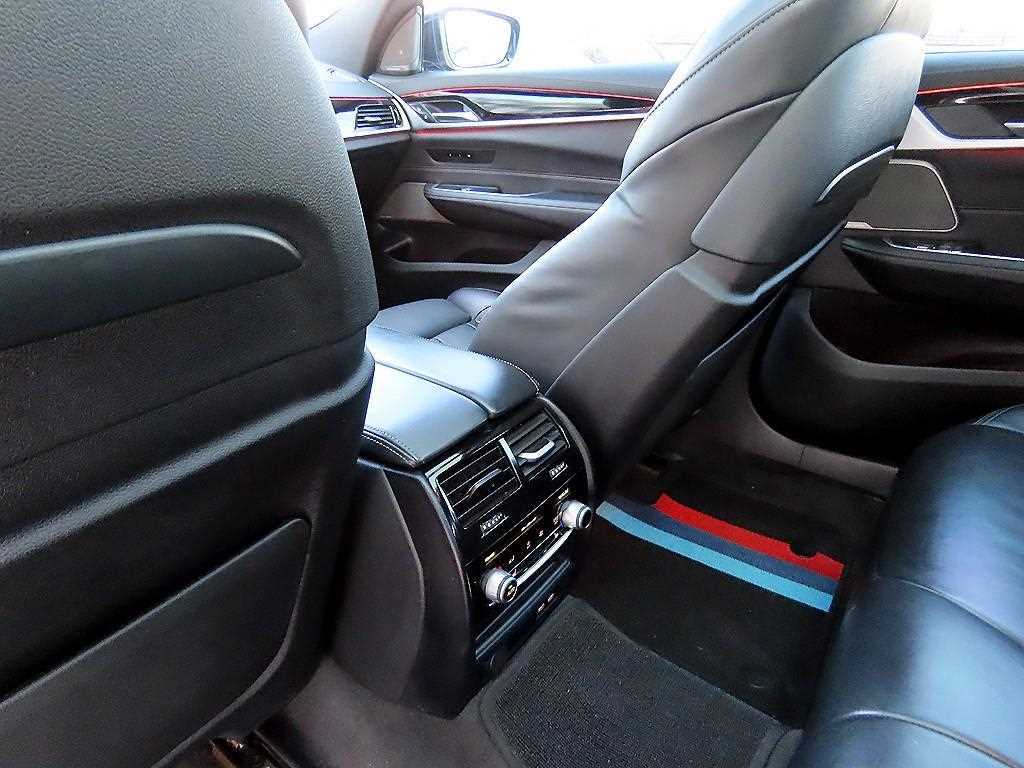 BMW Gran Turismo — photo 15