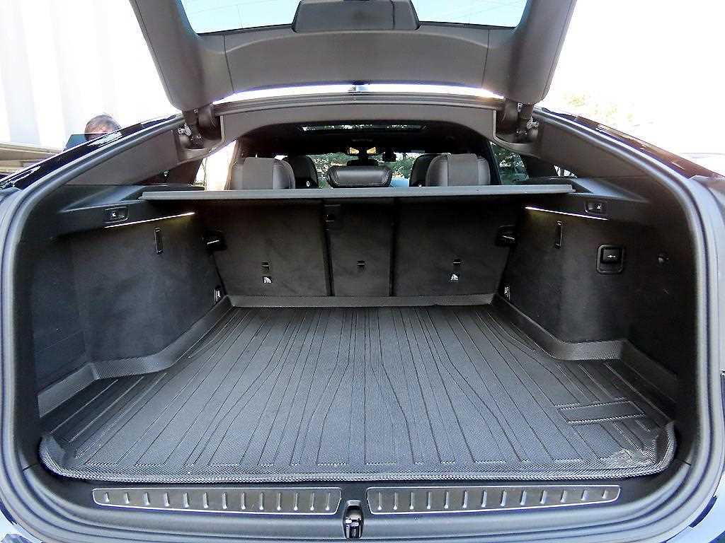 BMW Gran Turismo — photo 17