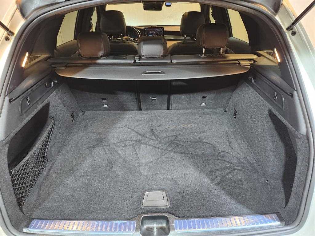 Mercedes-Benz GLC-Class — photo 05