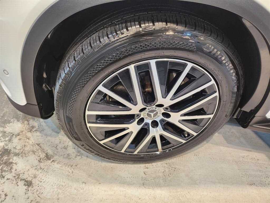 Mercedes-Benz GLC-Class — photo 18