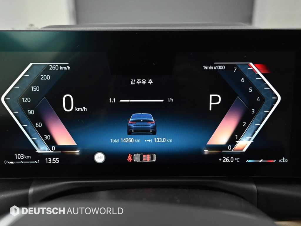 BMW 3-Series — photo 08