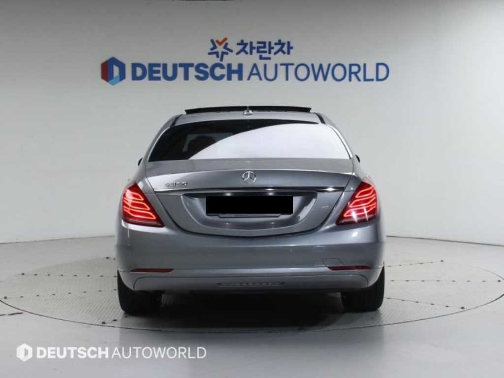 Mercedes-Benz S-Class — photo 04