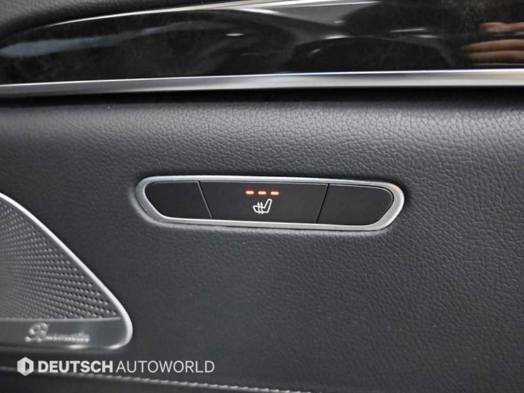 Mercedes-Benz S-Class — photo 10