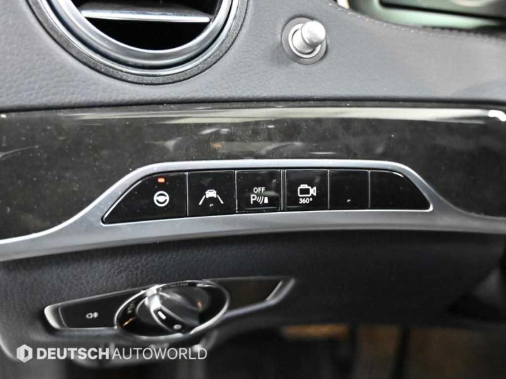 Mercedes-Benz S-Class — photo 11