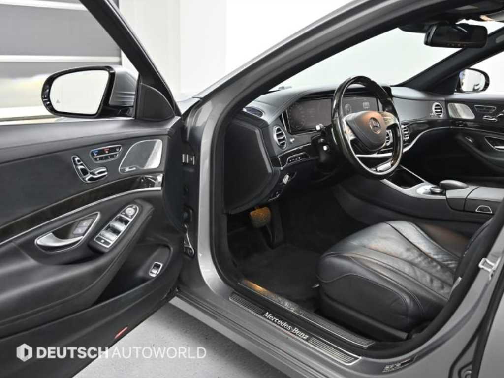 Mercedes-Benz S-Class — photo 16
