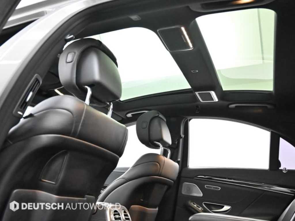 Mercedes-Benz S-Class — photo 18