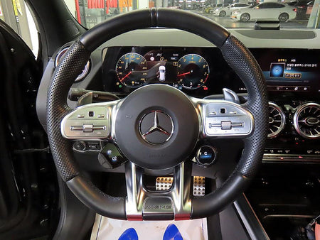 Mercedes-Benz GLA-Class — photo 08