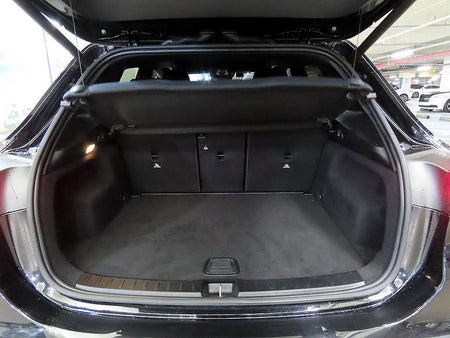 Mercedes-Benz GLA-Class — photo 17