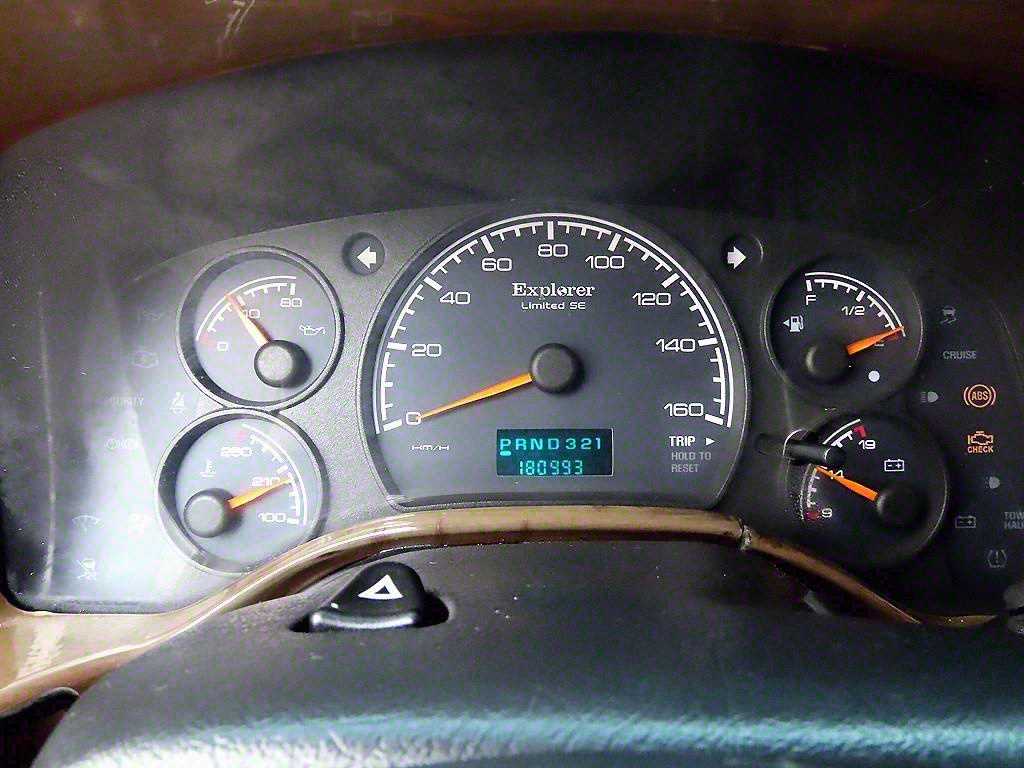CHEVROLET Express Van — photo 09